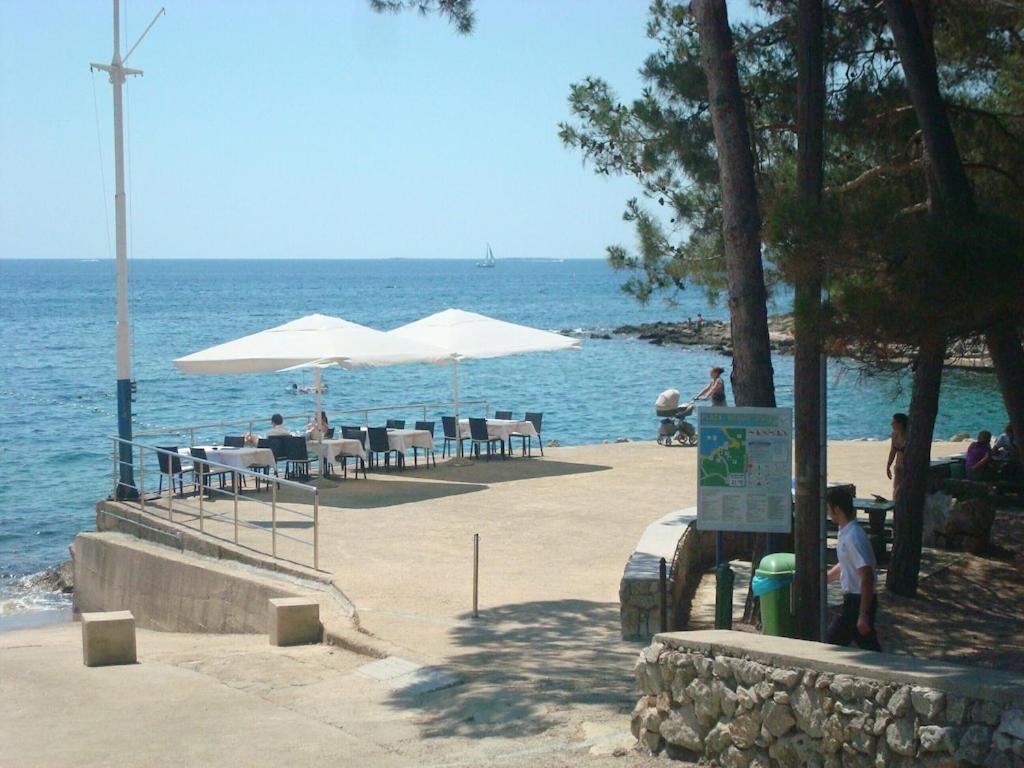 Premium Apartment Near Center And Beach With Parking Кърк Екстериор снимка